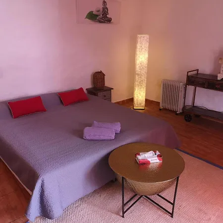 Guest house Zen Y Cueva Refugio