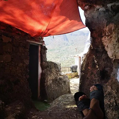 Casa de hóspedes Zen Y Cueva Refugio Tenteniguada